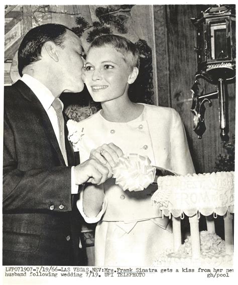 frank sinatra and mia farrow wedding|who did mia farrow marry.